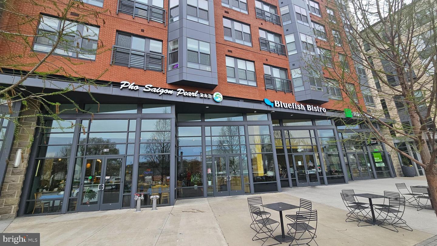 4600 S FOUR MILE RUN DR #207, ARLINGTON, Virginia 22204, 1 Bedroom Bedrooms, 5 Rooms Rooms,1 BathroomBathrooms,Residential,For sale,4600 S FOUR MILE RUN DR #207,VAAR2066872 MLS # VAAR2066872 4600 S FOUR MILE RUN DR #207, ARLINGTON, Virginia 22204, 1 Bedroom Bedrooms, 5 Rooms Rooms,1 BathroomBathrooms,Residential,For sale,4600 S FOUR MILE RUN DR #207,VAAR2066872 MLS # VAAR2066872