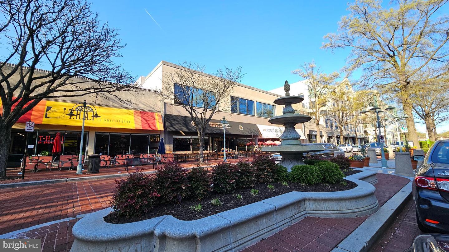 4600 S FOUR MILE RUN DR #207, ARLINGTON, Virginia 22204, 1 Bedroom Bedrooms, 5 Rooms Rooms,1 BathroomBathrooms,Residential,For sale,4600 S FOUR MILE RUN DR #207,VAAR2066872 MLS # VAAR2066872 4600 S FOUR MILE RUN DR #207, ARLINGTON, Virginia 22204, 1 Bedroom Bedrooms, 5 Rooms Rooms,1 BathroomBathrooms,Residential,For sale,4600 S FOUR MILE RUN DR #207,VAAR2066872 MLS # VAAR2066872