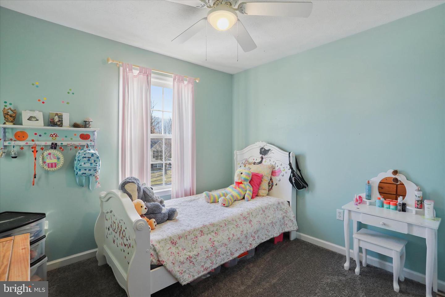 991 SELDON DR, STRASBURG, Virginia 22657, 4 Bedrooms Bedrooms, 13 Rooms Rooms,3 BathroomsBathrooms,Residential,For sale,991 SELDON DR,VASH2013198 MLS # VASH2013198 991 SELDON DR, STRASBURG, Virginia 22657, 4 Bedrooms Bedrooms, 13 Rooms Rooms,3 BathroomsBathrooms,Residential,For sale,991 SELDON DR,VASH2013198 MLS # VASH2013198