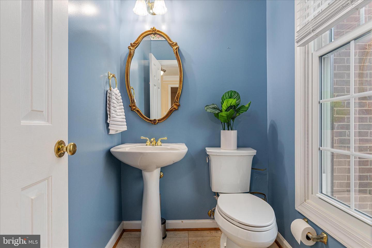 13021 FELDSPAR CT, CLIFTON, Virginia 20124, 4 Bedrooms Bedrooms, ,3 BathroomsBathrooms,Residential,For sale,13021 FELDSPAR CT,VAFX2281822 MLS # VAFX2281822 13021 FELDSPAR CT, CLIFTON, Virginia 20124, 4 Bedrooms Bedrooms, ,3 BathroomsBathrooms,Residential,For sale,13021 FELDSPAR CT,VAFX2281822 MLS # VAFX2281822