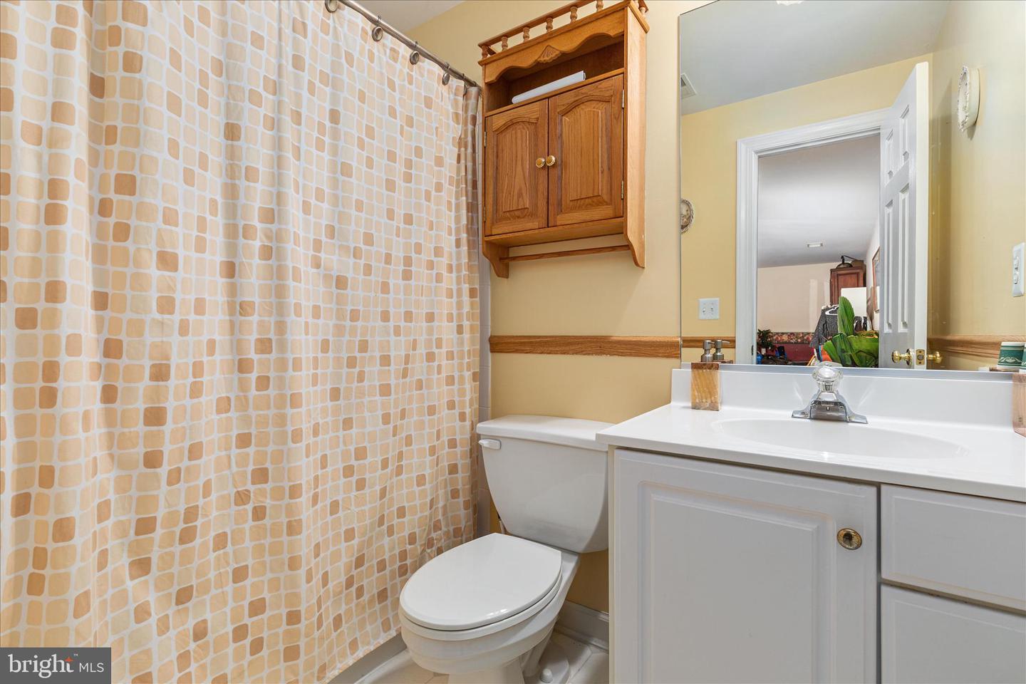 13021 FELDSPAR CT, CLIFTON, Virginia 20124, 4 Bedrooms Bedrooms, ,3 BathroomsBathrooms,Residential,For sale,13021 FELDSPAR CT,VAFX2281822 MLS # VAFX2281822 13021 FELDSPAR CT, CLIFTON, Virginia 20124, 4 Bedrooms Bedrooms, ,3 BathroomsBathrooms,Residential,For sale,13021 FELDSPAR CT,VAFX2281822 MLS # VAFX2281822