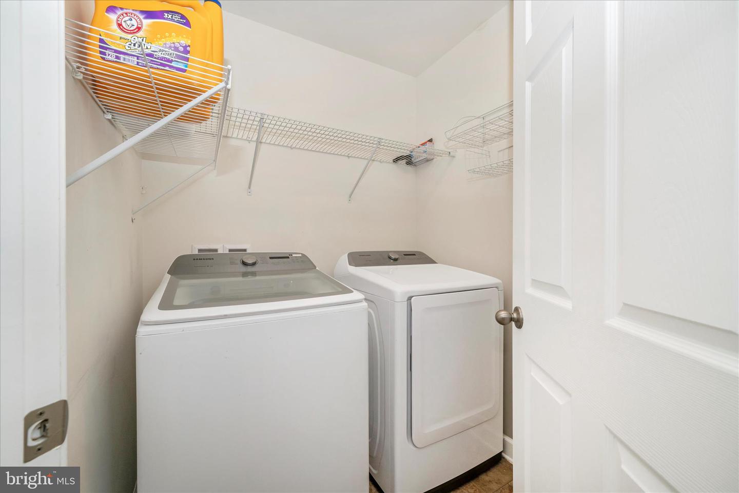 15845 EAGLE FEATHER DR, WOODBRIDGE, Virginia 22191, 4 Bedrooms Bedrooms, ,3 BathroomsBathrooms,Residential,For sale,15845 EAGLE FEATHER DR,VAPW2109016 MLS # VAPW2109016 15845 EAGLE FEATHER DR, WOODBRIDGE, Virginia 22191, 4 Bedrooms Bedrooms, ,3 BathroomsBathrooms,Residential,For sale,15845 EAGLE FEATHER DR,VAPW2109016 MLS # VAPW2109016