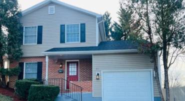 711 E CORK ST, WINCHESTER, Virginia 22601, 2 Bedrooms Bedrooms, ,1 BathroomBathrooms,Residential,For sale,711 E CORK ST,VAWI2009596 MLS # VAWI2009596