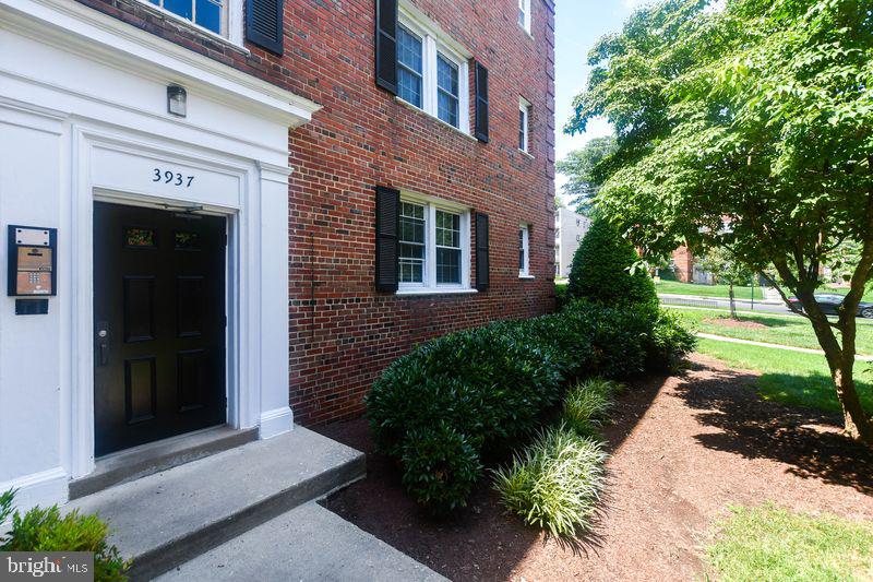 3937 PENNSYLVANIA AVE SE #102, WASHINGTON, District Of Columbia 20020, 1 Bedroom Bedrooms, ,1 BathroomBathrooms,Residential,For sale,3937 PENNSYLVANIA AVE SE #102,DCDC2234900 MLS # DCDC2234900 3937 PENNSYLVANIA AVE SE #102, WASHINGTON, District Of Columbia 20020, 1 Bedroom Bedrooms, ,1 BathroomBathrooms,Residential,For sale,3937 PENNSYLVANIA AVE SE #102,DCDC2234900 MLS # DCDC2234900