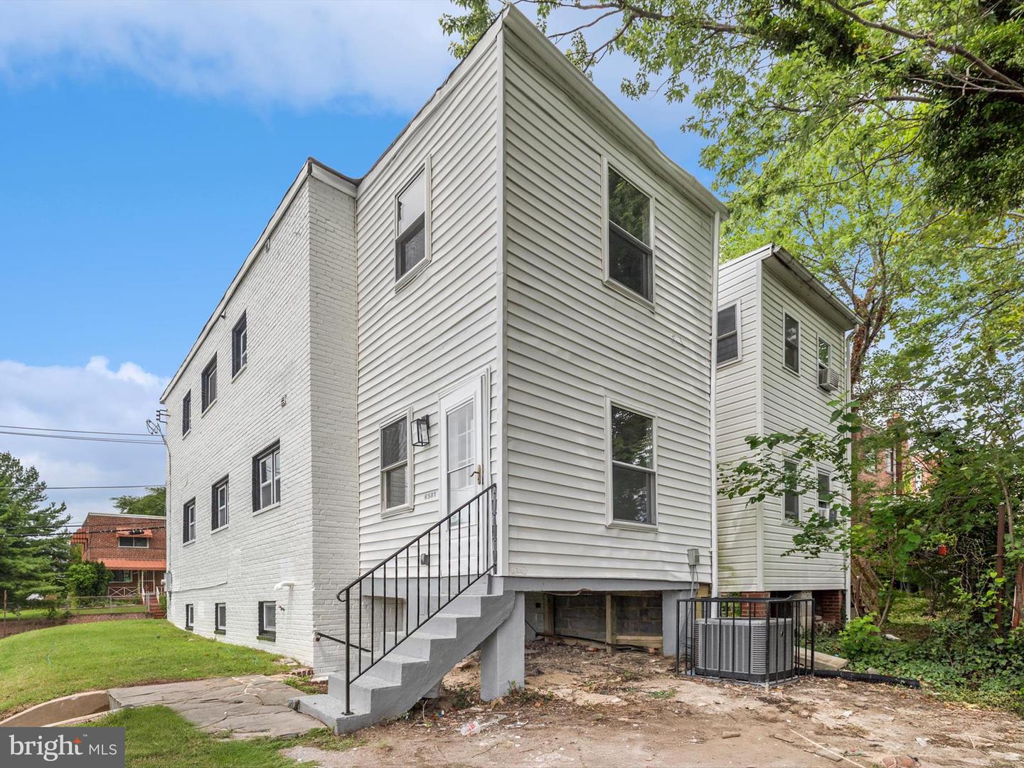 6501 NORTH CAPITOL ST NE, WASHINGTON, District Of Columbia 20012, 4 Bedrooms Bedrooms, ,2 BathroomsBathrooms,Residential,For sale,6501 NORTH CAPITOL ST NE,DCDC2211772 MLS # DCDC2211772 6501 NORTH CAPITOL ST NE, WASHINGTON, District Of Columbia 20012, 4 Bedrooms Bedrooms, ,2 BathroomsBathrooms,Residential,For sale,6501 NORTH CAPITOL ST NE,DCDC2211772 MLS # DCDC2211772