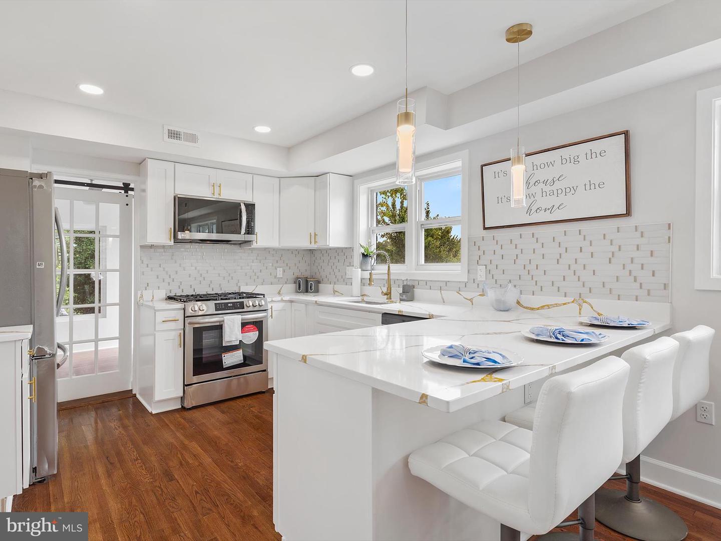 6501 NORTH CAPITOL ST NE, WASHINGTON, District Of Columbia 20012, 4 Bedrooms Bedrooms, ,2 BathroomsBathrooms,Residential,For sale,6501 NORTH CAPITOL ST NE,DCDC2211772 MLS # DCDC2211772 6501 NORTH CAPITOL ST NE, WASHINGTON, District Of Columbia 20012, 4 Bedrooms Bedrooms, ,2 BathroomsBathrooms,Residential,For sale,6501 NORTH CAPITOL ST NE,DCDC2211772 MLS # DCDC2211772