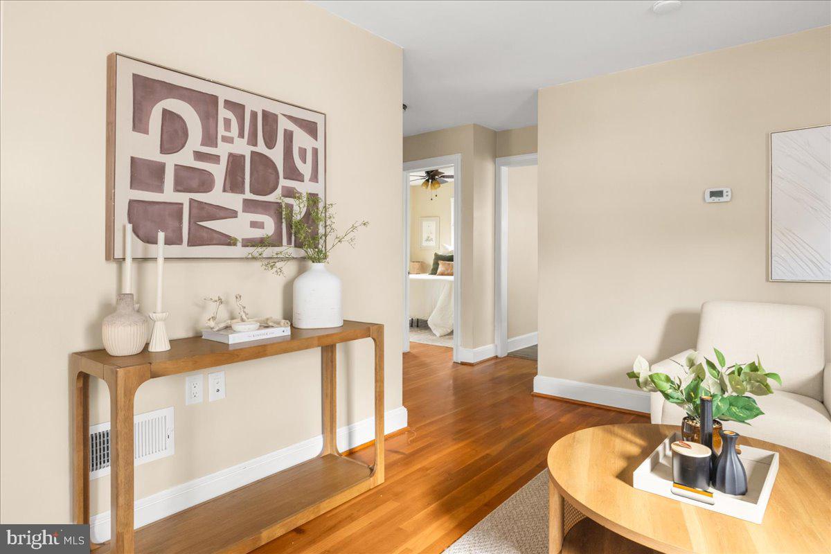 312 SHAWNEE AVE, WINCHESTER, Virginia 22601, 3 Bedrooms Bedrooms, 7 Rooms Rooms,1 BathroomBathrooms,Residential,For sale,312 SHAWNEE AVE,VAWI2009454 MLS # VAWI2009454 312 SHAWNEE AVE, WINCHESTER, Virginia 22601, 3 Bedrooms Bedrooms, 7 Rooms Rooms,1 BathroomBathrooms,Residential,For sale,312 SHAWNEE AVE,VAWI2009454 MLS # VAWI2009454