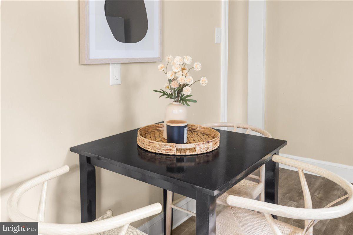 312 SHAWNEE AVE, WINCHESTER, Virginia 22601, 3 Bedrooms Bedrooms, 7 Rooms Rooms,1 BathroomBathrooms,Residential,For sale,312 SHAWNEE AVE,VAWI2009454 MLS # VAWI2009454 312 SHAWNEE AVE, WINCHESTER, Virginia 22601, 3 Bedrooms Bedrooms, 7 Rooms Rooms,1 BathroomBathrooms,Residential,For sale,312 SHAWNEE AVE,VAWI2009454 MLS # VAWI2009454