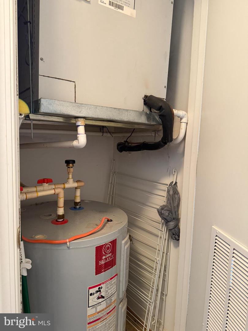 5000 CALL PL SE #303, WASHINGTON, District Of Columbia 20019, 1 Bedroom Bedrooms, 2 Rooms Rooms,1 BathroomBathrooms,Residential,For sale,5000 CALL PL SE #303,DCDC2234126 MLS # DCDC2234126 5000 CALL PL SE #303, WASHINGTON, District Of Columbia 20019, 1 Bedroom Bedrooms, 2 Rooms Rooms,1 BathroomBathrooms,Residential,For sale,5000 CALL PL SE #303,DCDC2234126 MLS # DCDC2234126