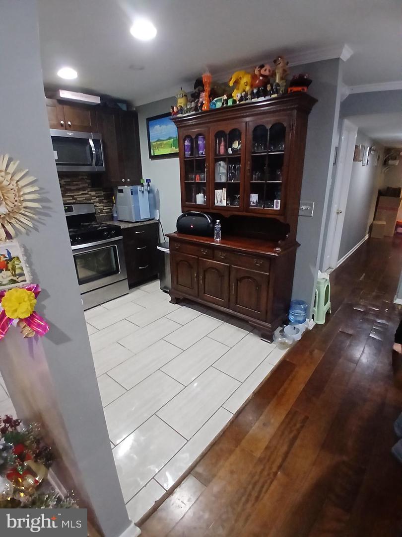 511 N ARMISTEAD ST #303, ALEXANDRIA, Virginia 22312, 3 Bedrooms Bedrooms, ,2 BathroomsBathrooms,Residential,For sale,511 N ARMISTEAD ST #303,VAAX2052398 MLS # VAAX2052398 511 N ARMISTEAD ST #303, ALEXANDRIA, Virginia 22312, 3 Bedrooms Bedrooms, ,2 BathroomsBathrooms,Residential,For sale,511 N ARMISTEAD ST #303,VAAX2052398 MLS # VAAX2052398