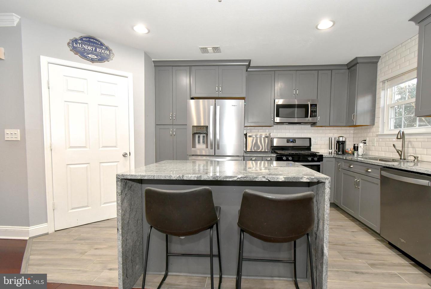 12901 FAIR BRIAR LN, FAIRFAX, Virginia 22033, 3 Bedrooms Bedrooms, ,2 BathroomsBathrooms,Residential,For sale,12901 FAIR BRIAR LN,VAFX2282450 MLS # VAFX2282450 12901 FAIR BRIAR LN, FAIRFAX, Virginia 22033, 3 Bedrooms Bedrooms, ,2 BathroomsBathrooms,Residential,For sale,12901 FAIR BRIAR LN,VAFX2282450 MLS # VAFX2282450