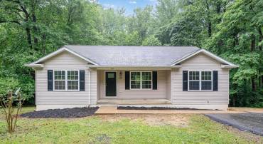 114 DRAGOON DR, MONTROSS, Virginia 22520, 4 Bedrooms Bedrooms, ,3 BathroomsBathrooms,Residential,For sale,114 DRAGOON DR,VAWE2010252 MLS # VAWE2010252