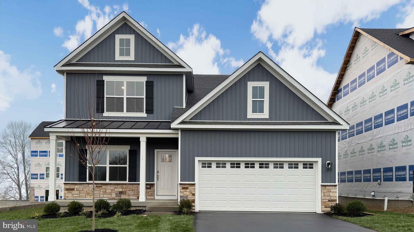 125 MASCOUTEN ST, WINCHESTER, Virginia 22602, 6 Bedrooms Bedrooms, ,4 BathroomsBathrooms,Residential,For sale,125 MASCOUTEN ST,VAFV2038464 MLS # VAFV2038464