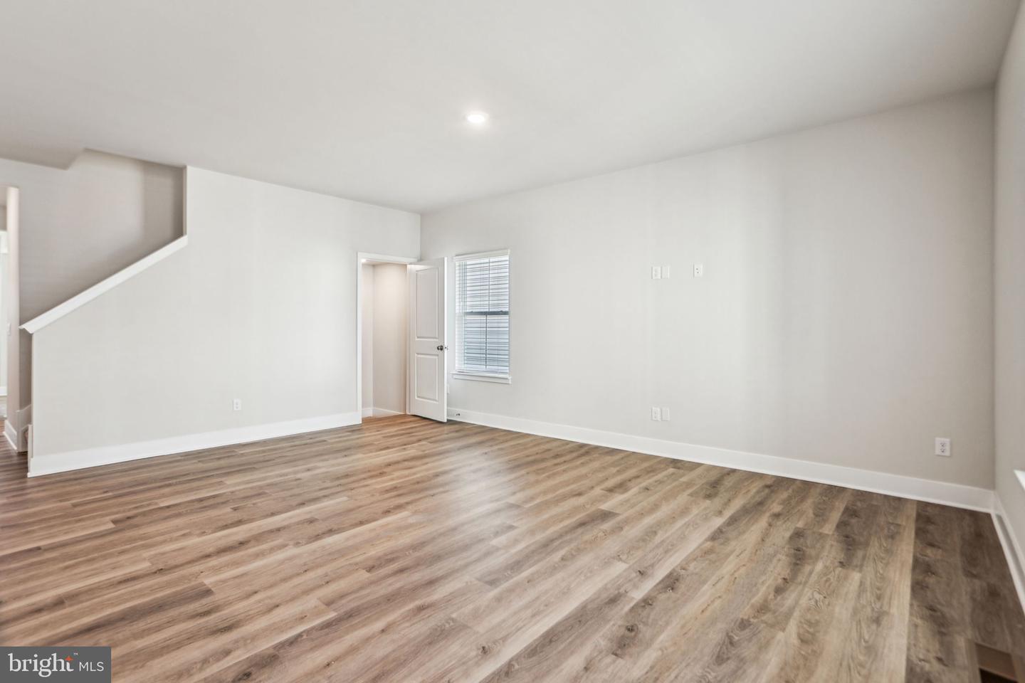 125 MASCOUTEN ST, WINCHESTER, Virginia 22602, 6 Bedrooms Bedrooms, ,4 BathroomsBathrooms,Residential,For sale,125 MASCOUTEN ST,VAFV2038464 MLS # VAFV2038464 125 MASCOUTEN ST, WINCHESTER, Virginia 22602, 6 Bedrooms Bedrooms, ,4 BathroomsBathrooms,Residential,For sale,125 MASCOUTEN ST,VAFV2038464 MLS # VAFV2038464