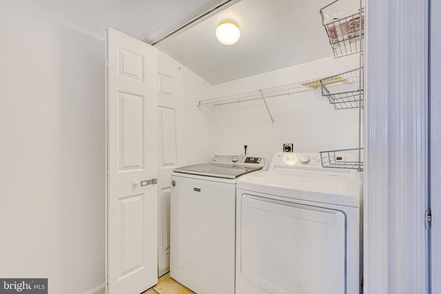 15045 GALAPAGOS PL, WOODBRIDGE, Virginia 22193, 3 Bedrooms Bedrooms, 7 Rooms Rooms,3 BathroomsBathrooms,Residential,For sale,15045 GALAPAGOS PL,VAPW2105578 MLS # VAPW2105578