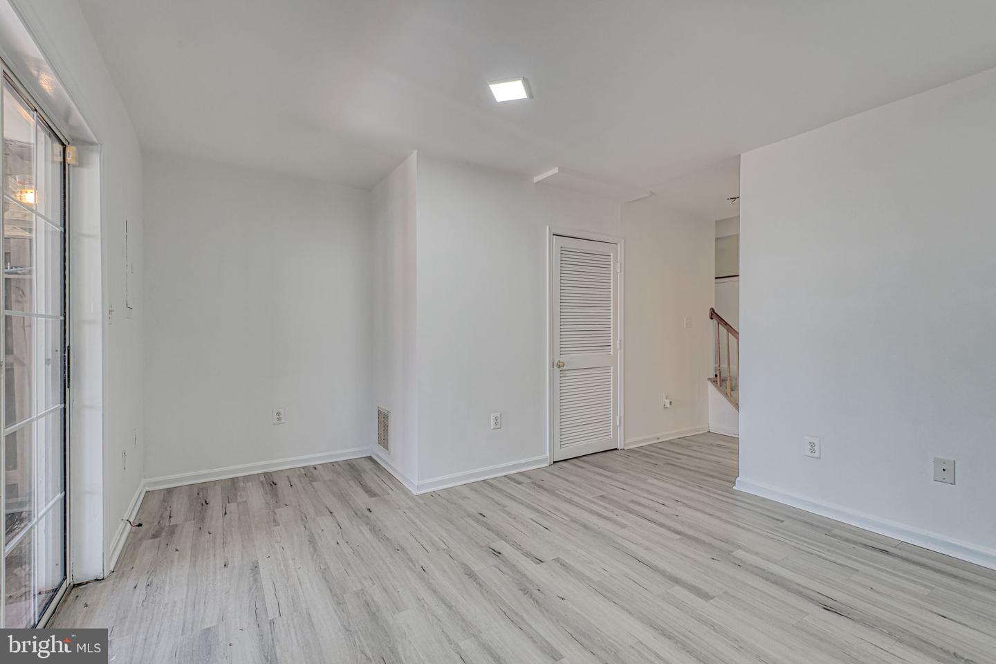 15045 GALAPAGOS PL, WOODBRIDGE, Virginia 22193, 3 Bedrooms Bedrooms, 7 Rooms Rooms,3 BathroomsBathrooms,Residential,For sale,15045 GALAPAGOS PL,VAPW2105578 MLS # VAPW2105578