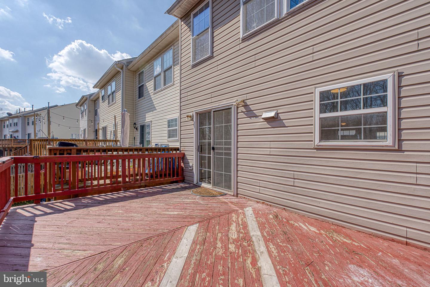 15045 GALAPAGOS PL, WOODBRIDGE, Virginia 22193, 3 Bedrooms Bedrooms, 7 Rooms Rooms,3 BathroomsBathrooms,Residential,For sale,15045 GALAPAGOS PL,VAPW2105578 MLS # VAPW2105578