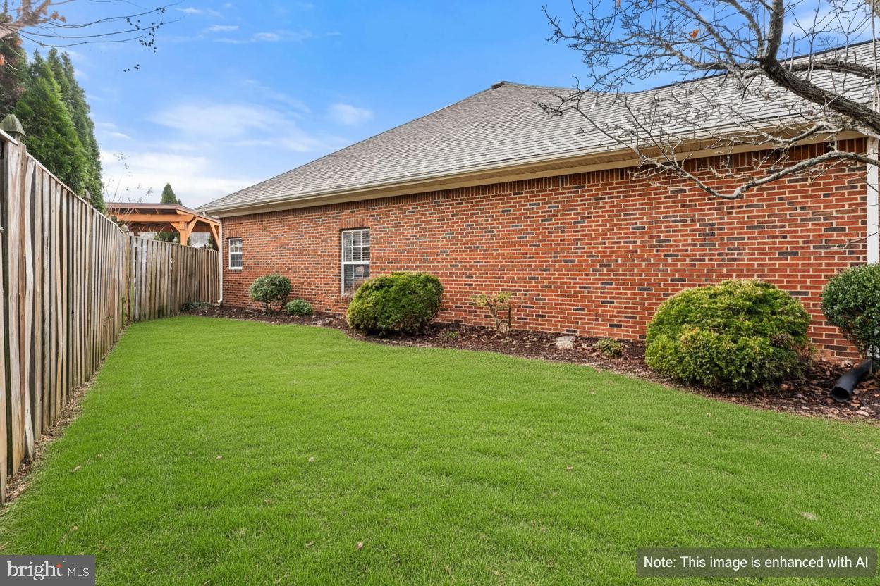 238 CARRIAGE CHASE CIR, WARRENTON, Virginia 20186, 3 Bedrooms Bedrooms, ,2 BathroomsBathrooms,Residential,For sale,238 CARRIAGE CHASE CIR,VAFQ2019650 MLS # VAFQ2019650