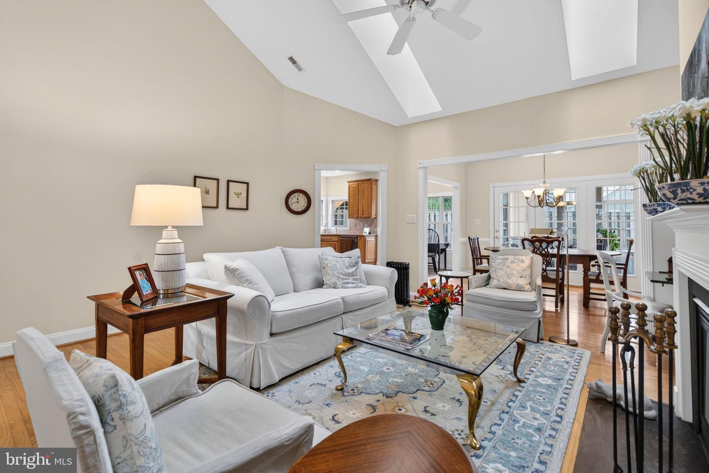 238 CARRIAGE CHASE CIR, WARRENTON, Virginia 20186, 3 Bedrooms Bedrooms, ,2 BathroomsBathrooms,Residential,For sale,238 CARRIAGE CHASE CIR,VAFQ2019650 MLS # VAFQ2019650