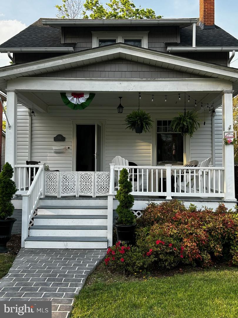 312 W CECIL ST, WINCHESTER, Virginia 22601, 3 Bedrooms Bedrooms, ,1 BathroomBathrooms,Residential,For sale,312 W CECIL ST,VAWI2009548 MLS # VAWI2009548