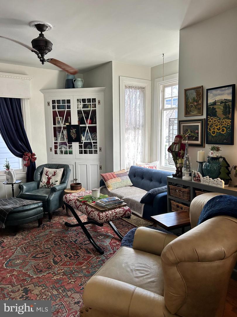 312 W CECIL ST, WINCHESTER, Virginia 22601, 3 Bedrooms Bedrooms, ,1 BathroomBathrooms,Residential,For sale,312 W CECIL ST,VAWI2009548 MLS # VAWI2009548