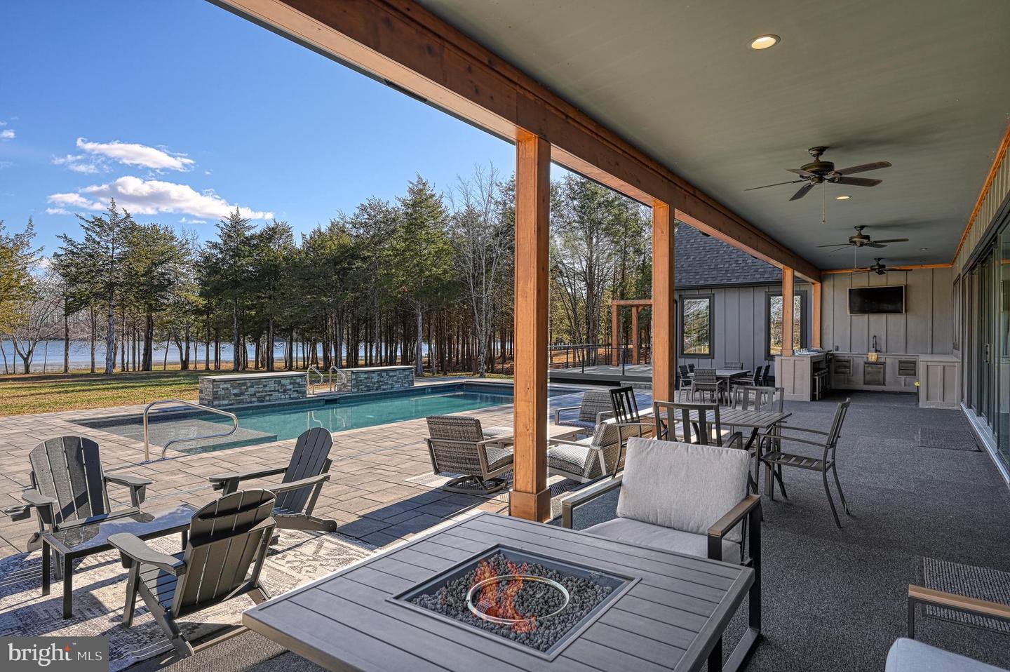 2642 PEACH GROVE RD, LOUISA, Virginia 23093, 4 Bedrooms Bedrooms, 9 Rooms Rooms,5 BathroomsBathrooms,Residential,For sale,2642 PEACH GROVE RD,VALA2008978 MLS # VALA2008978