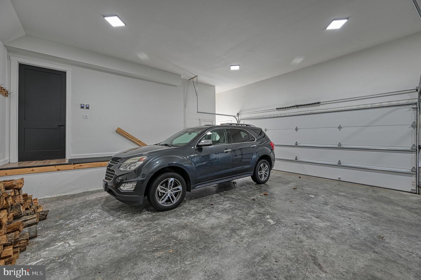 2642 PEACH GROVE RD, LOUISA, Virginia 23093, 4 Bedrooms Bedrooms, 9 Rooms Rooms,5 BathroomsBathrooms,Residential,For sale,2642 PEACH GROVE RD,VALA2008978 MLS # VALA2008978