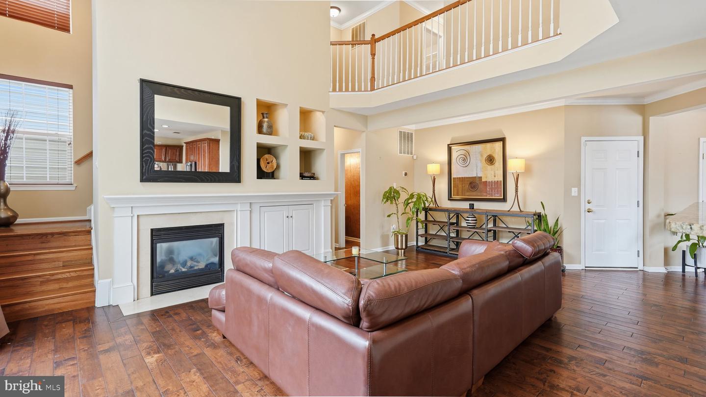 8921 MAYHEW CT, LORTON, Virginia 22079, 4 Bedrooms Bedrooms, ,3 BathroomsBathrooms,Residential,For sale,8921 MAYHEW CT,VAFX2281794 MLS # VAFX2281794