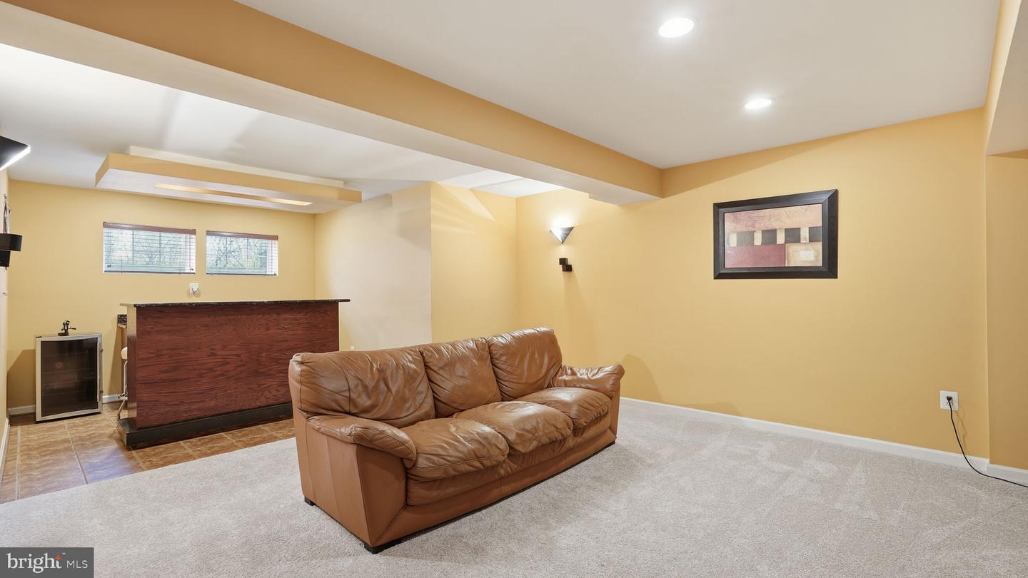 8921 MAYHEW CT, LORTON, Virginia 22079, 4 Bedrooms Bedrooms, ,3 BathroomsBathrooms,Residential,For sale,8921 MAYHEW CT,VAFX2281794 MLS # VAFX2281794