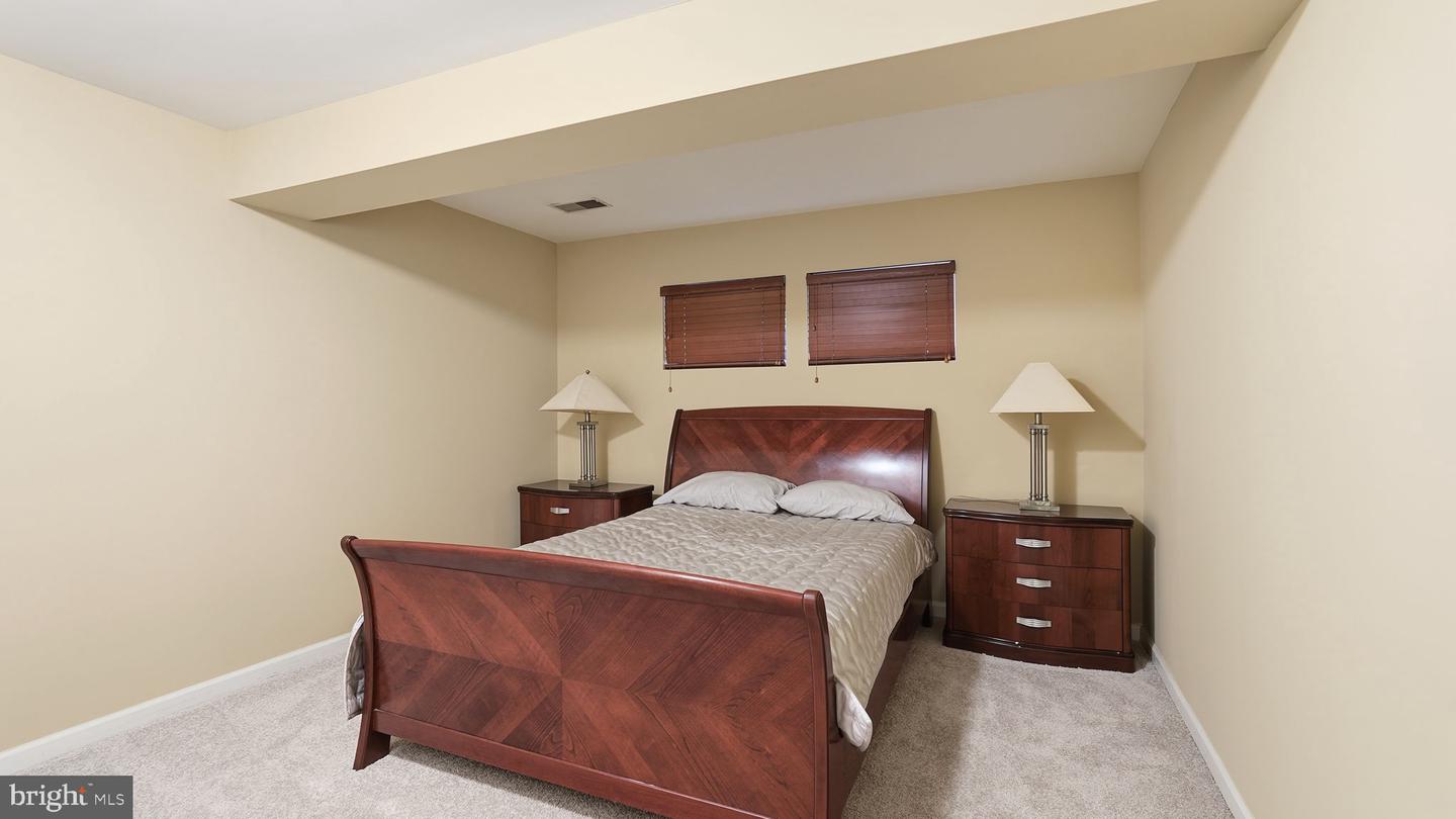 8921 MAYHEW CT, LORTON, Virginia 22079, 4 Bedrooms Bedrooms, ,3 BathroomsBathrooms,Residential,For sale,8921 MAYHEW CT,VAFX2281794 MLS # VAFX2281794