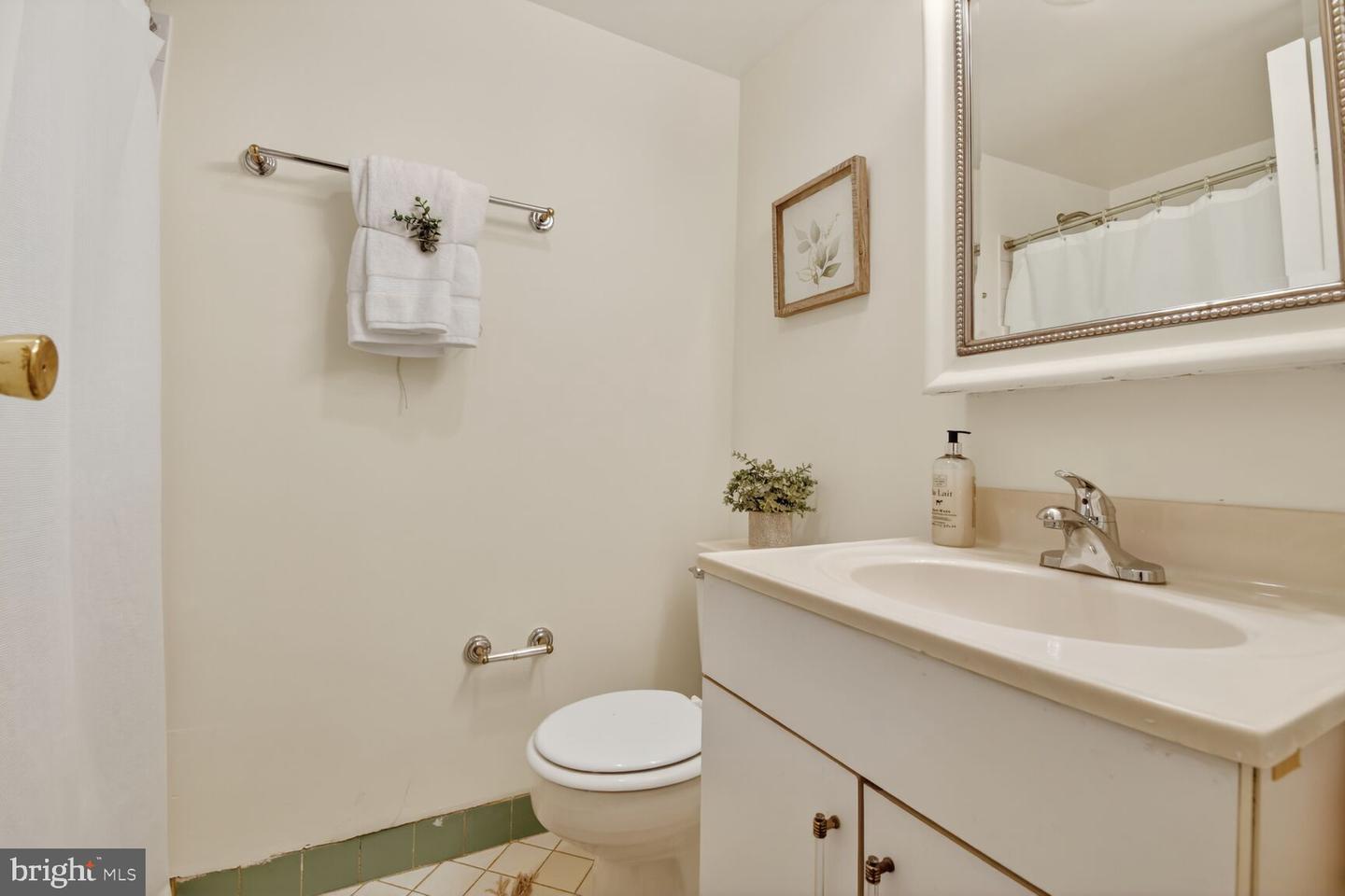 2030 F ST NW #411, WASHINGTON, District Of Columbia 20006, ,1 BathroomBathrooms,Residential,For sale,2030 F ST NW #411,DCDC2234756 MLS # DCDC2234756
