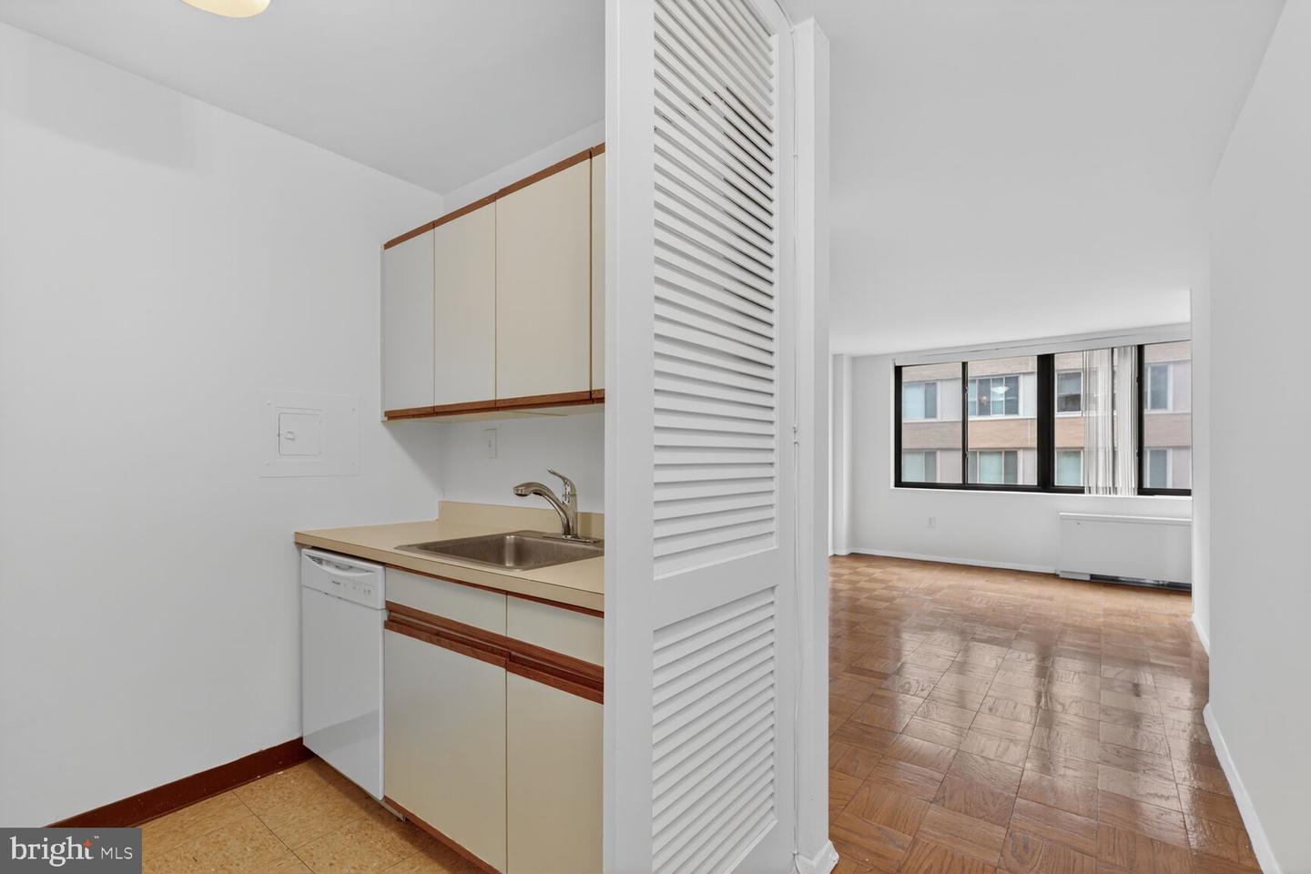 2030 F ST NW #411, WASHINGTON, District Of Columbia 20006, ,1 BathroomBathrooms,Residential,For sale,2030 F ST NW #411,DCDC2234756 MLS # DCDC2234756 2030 F ST NW #411, WASHINGTON, District Of Columbia 20006, ,1 BathroomBathrooms,Residential,For sale,2030 F ST NW #411,DCDC2234756 MLS # DCDC2234756