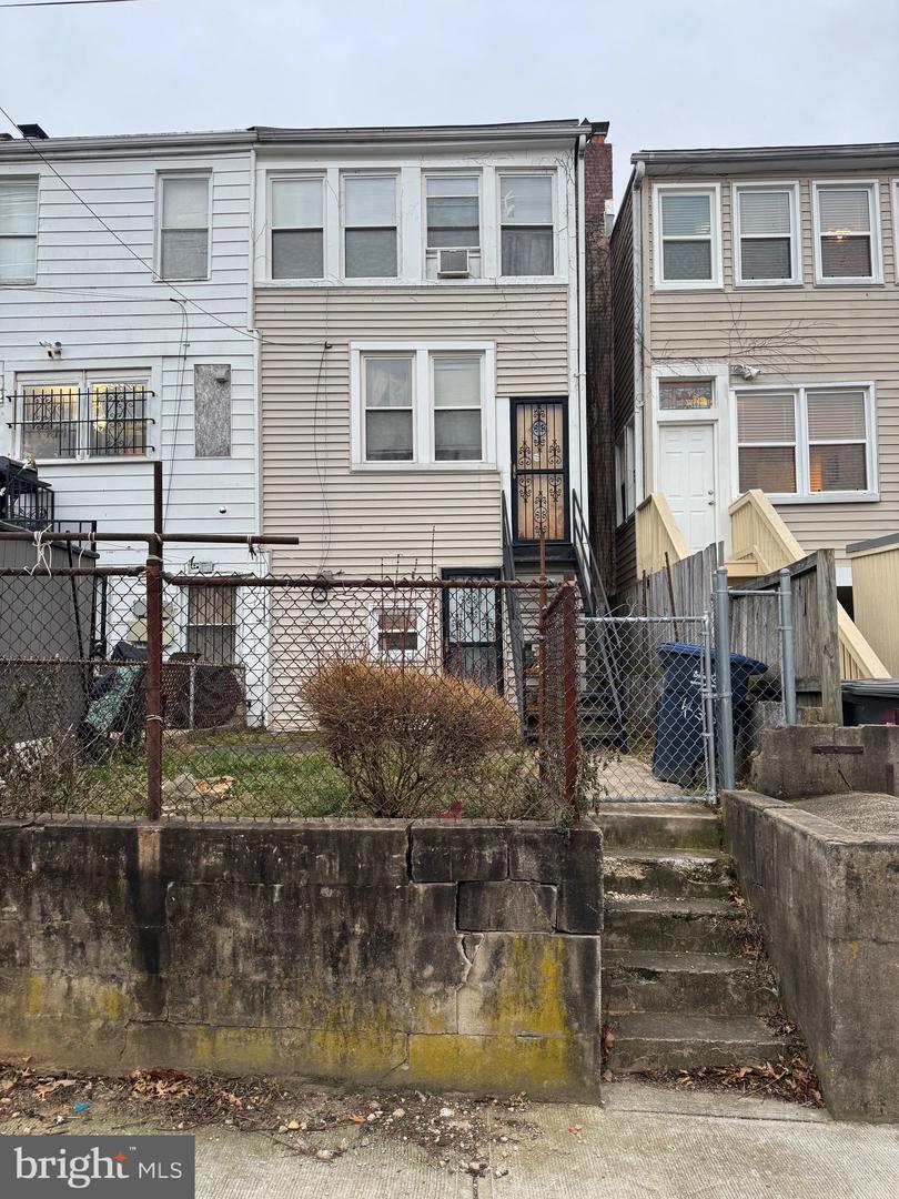 439 DELAFIELD PL NW, WASHINGTON, District Of Columbia 20011, 3 Bedrooms Bedrooms, ,1 BathroomBathrooms,Residential,For sale,439 DELAFIELD PL NW,DCDC2234854 MLS # DCDC2234854