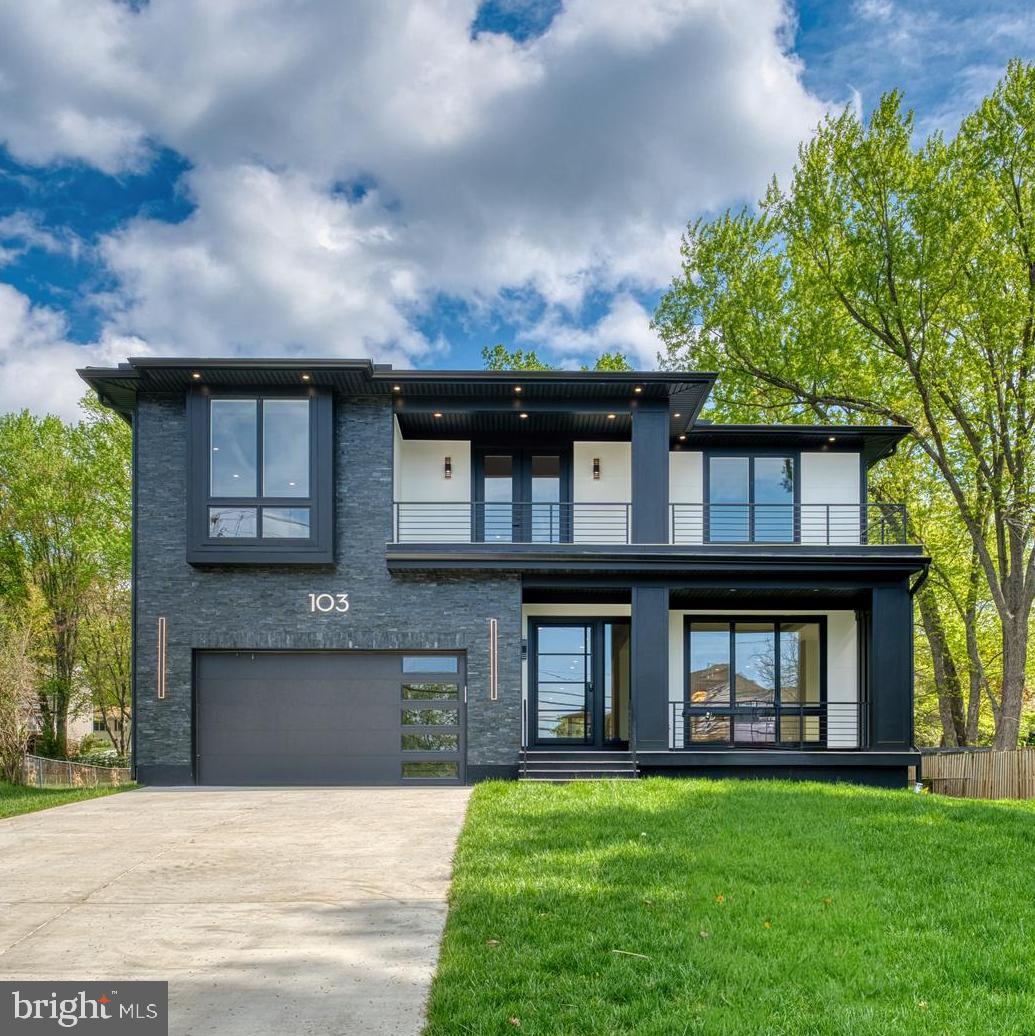 103 SAINT ANDREWS DR NE, VIENNA, Virginia 22180, 7 Bedrooms Bedrooms, ,7 BathroomsBathrooms,Residential,For sale,103 SAINT ANDREWS DR NE,VAFX2235624 MLS # VAFX2235624 103 SAINT ANDREWS DR NE, VIENNA, Virginia 22180, 7 Bedrooms Bedrooms, ,7 BathroomsBathrooms,Residential,For sale,103 SAINT ANDREWS DR NE,VAFX2235624 MLS # VAFX2235624