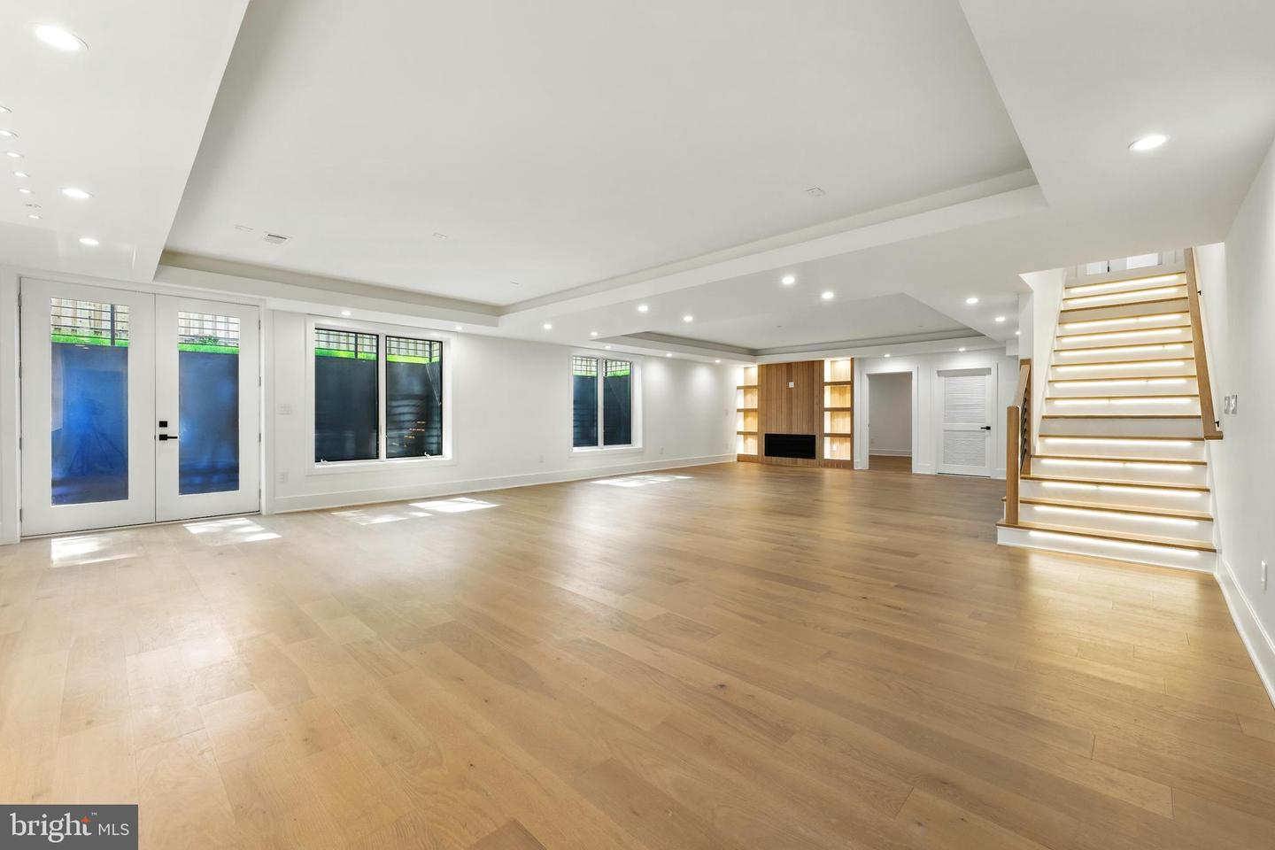 103 SAINT ANDREWS DR NE, VIENNA, Virginia 22180, 7 Bedrooms Bedrooms, ,7 BathroomsBathrooms,Residential,For sale,103 SAINT ANDREWS DR NE,VAFX2235624 MLS # VAFX2235624 103 SAINT ANDREWS DR NE, VIENNA, Virginia 22180, 7 Bedrooms Bedrooms, ,7 BathroomsBathrooms,Residential,For sale,103 SAINT ANDREWS DR NE,VAFX2235624 MLS # VAFX2235624