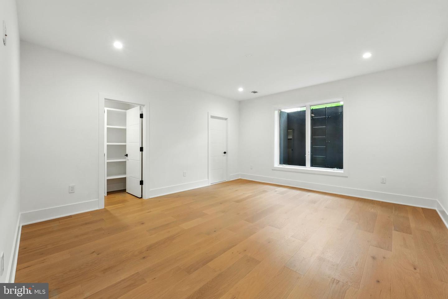 103 SAINT ANDREWS DR NE, VIENNA, Virginia 22180, 7 Bedrooms Bedrooms, ,7 BathroomsBathrooms,Residential,For sale,103 SAINT ANDREWS DR NE,VAFX2235624 MLS # VAFX2235624 103 SAINT ANDREWS DR NE, VIENNA, Virginia 22180, 7 Bedrooms Bedrooms, ,7 BathroomsBathrooms,Residential,For sale,103 SAINT ANDREWS DR NE,VAFX2235624 MLS # VAFX2235624