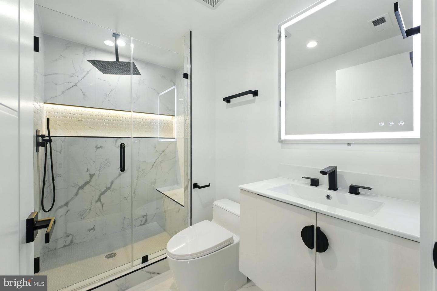 103 SAINT ANDREWS DR NE, VIENNA, Virginia 22180, 7 Bedrooms Bedrooms, ,7 BathroomsBathrooms,Residential,For sale,103 SAINT ANDREWS DR NE,VAFX2235624 MLS # VAFX2235624 103 SAINT ANDREWS DR NE, VIENNA, Virginia 22180, 7 Bedrooms Bedrooms, ,7 BathroomsBathrooms,Residential,For sale,103 SAINT ANDREWS DR NE,VAFX2235624 MLS # VAFX2235624