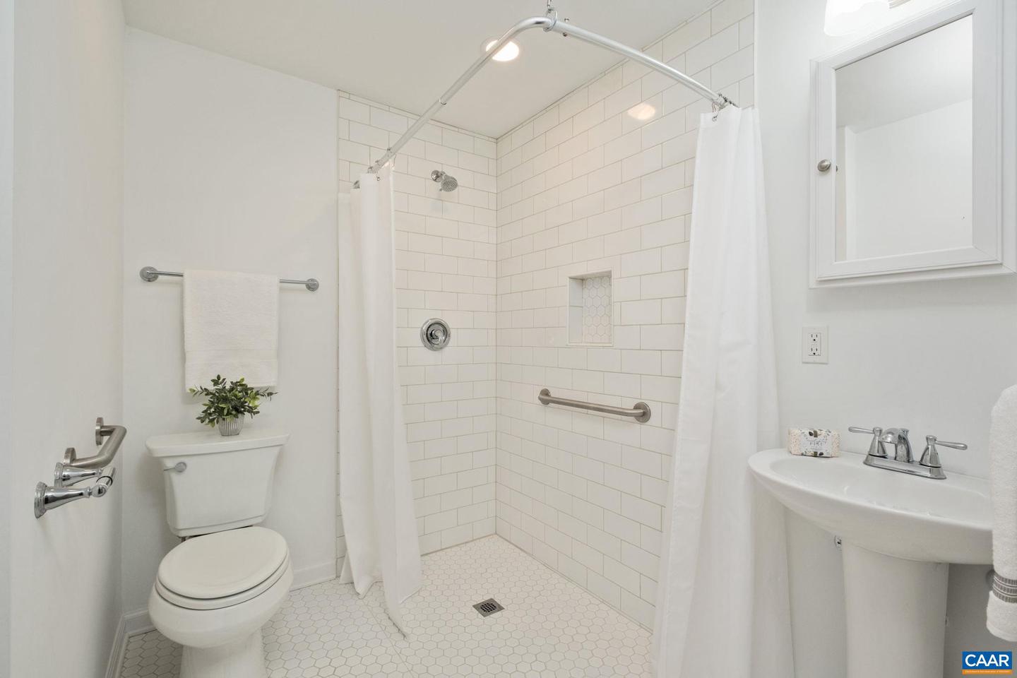 1980 DELILA DR, CHARLOTTESVILLE, Virginia 22901, 3 Bedrooms Bedrooms, ,3 BathroomsBathrooms,Residential,For sale,1980 DELILA DR,669614 MLS # 669614 1980 DELILA DR, CHARLOTTESVILLE, Virginia 22901, 3 Bedrooms Bedrooms, ,3 BathroomsBathrooms,Residential,For sale,1980 DELILA DR,669614 MLS # 669614