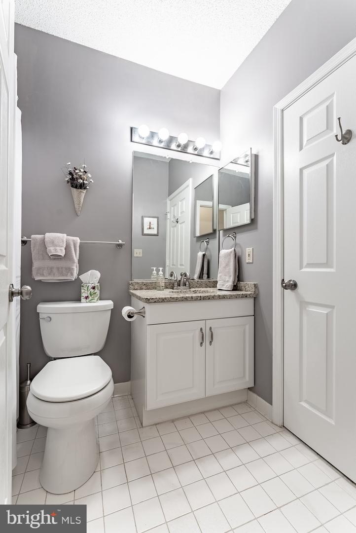 14314 CLIMBING ROSE WAY #301, CENTREVILLE, Virginia 20121, 2 Bedrooms Bedrooms, ,2 BathroomsBathrooms,Residential,For sale,14314 CLIMBING ROSE WAY #301,VAFX2280836 MLS # VAFX2280836 14314 CLIMBING ROSE WAY #301, CENTREVILLE, Virginia 20121, 2 Bedrooms Bedrooms, ,2 BathroomsBathrooms,Residential,For sale,14314 CLIMBING ROSE WAY #301,VAFX2280836 MLS # VAFX2280836