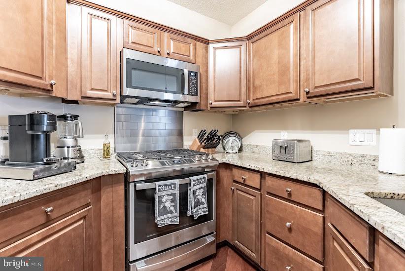 14314 CLIMBING ROSE WAY #301, CENTREVILLE, Virginia 20121, 2 Bedrooms Bedrooms, ,2 BathroomsBathrooms,Residential,For sale,14314 CLIMBING ROSE WAY #301,VAFX2280836 MLS # VAFX2280836 14314 CLIMBING ROSE WAY #301, CENTREVILLE, Virginia 20121, 2 Bedrooms Bedrooms, ,2 BathroomsBathrooms,Residential,For sale,14314 CLIMBING ROSE WAY #301,VAFX2280836 MLS # VAFX2280836