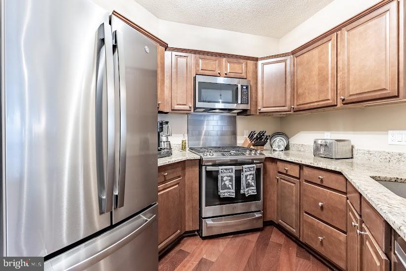 14314 CLIMBING ROSE WAY #301, CENTREVILLE, Virginia 20121, 2 Bedrooms Bedrooms, ,2 BathroomsBathrooms,Residential,For sale,14314 CLIMBING ROSE WAY #301,VAFX2280836 MLS # VAFX2280836 14314 CLIMBING ROSE WAY #301, CENTREVILLE, Virginia 20121, 2 Bedrooms Bedrooms, ,2 BathroomsBathrooms,Residential,For sale,14314 CLIMBING ROSE WAY #301,VAFX2280836 MLS # VAFX2280836