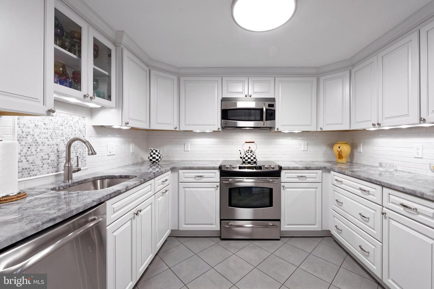 318 PRINCE ST #3, ALEXANDRIA, Virginia 22314, 2 Bedrooms Bedrooms, ,2 BathroomsBathrooms,Residential,For sale,318 PRINCE ST #3,VAAX2052118 MLS # VAAX2052118 318 PRINCE ST #3, ALEXANDRIA, Virginia 22314, 2 Bedrooms Bedrooms, ,2 BathroomsBathrooms,Residential,For sale,318 PRINCE ST #3,VAAX2052118 MLS # VAAX2052118