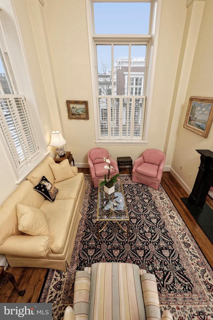 318 PRINCE ST #3, ALEXANDRIA, Virginia 22314, 2 Bedrooms Bedrooms, ,2 BathroomsBathrooms,Residential,For sale,318 PRINCE ST #3,VAAX2052118 MLS # VAAX2052118 318 PRINCE ST #3, ALEXANDRIA, Virginia 22314, 2 Bedrooms Bedrooms, ,2 BathroomsBathrooms,Residential,For sale,318 PRINCE ST #3,VAAX2052118 MLS # VAAX2052118