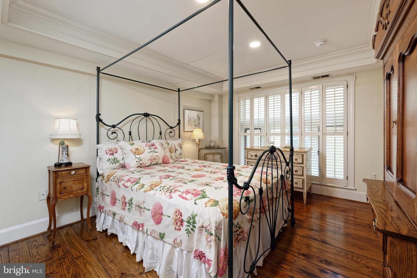 318 PRINCE ST #3, ALEXANDRIA, Virginia 22314, 2 Bedrooms Bedrooms, ,2 BathroomsBathrooms,Residential,For sale,318 PRINCE ST #3,VAAX2052118 MLS # VAAX2052118 318 PRINCE ST #3, ALEXANDRIA, Virginia 22314, 2 Bedrooms Bedrooms, ,2 BathroomsBathrooms,Residential,For sale,318 PRINCE ST #3,VAAX2052118 MLS # VAAX2052118