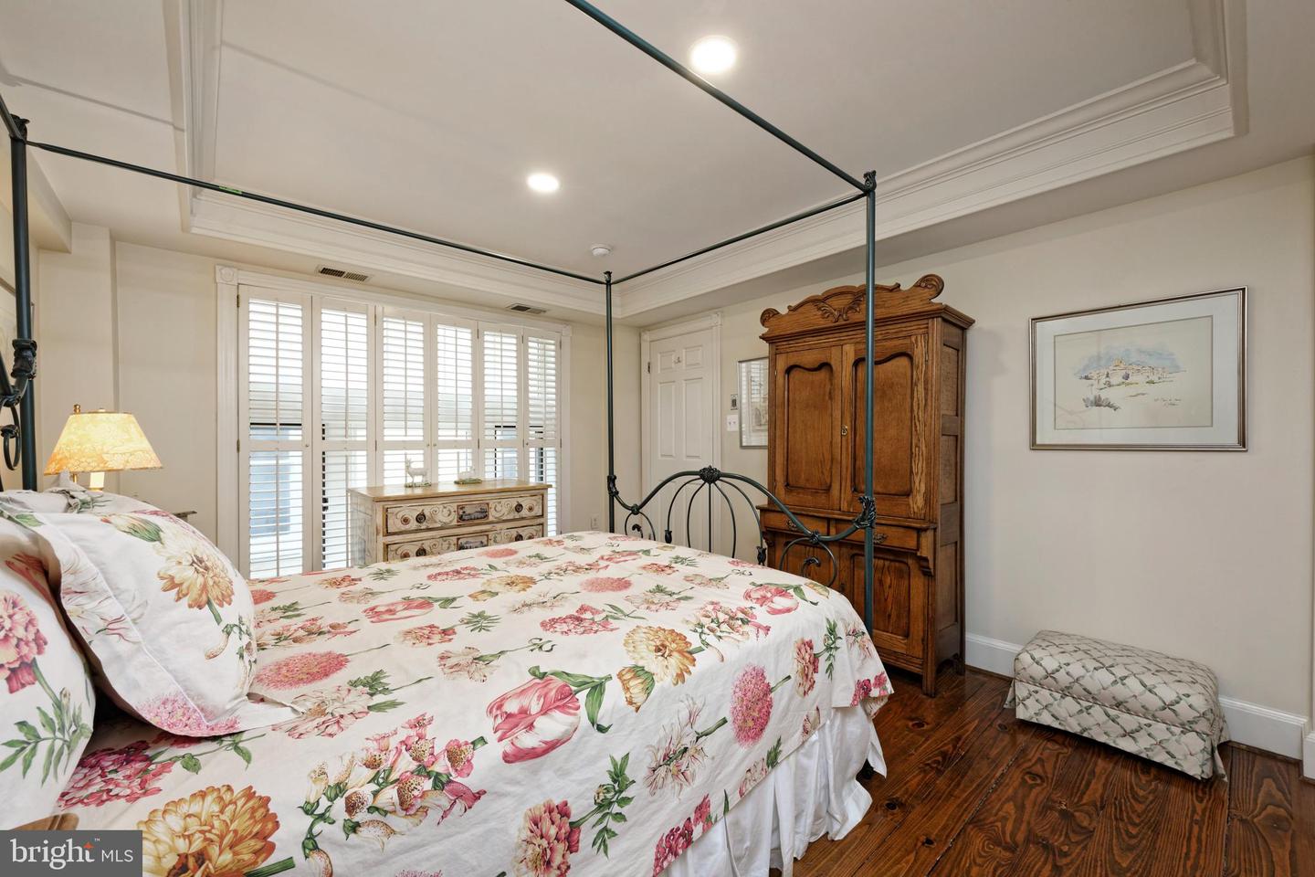 318 PRINCE ST #3, ALEXANDRIA, Virginia 22314, 2 Bedrooms Bedrooms, ,2 BathroomsBathrooms,Residential,For sale,318 PRINCE ST #3,VAAX2052118 MLS # VAAX2052118 318 PRINCE ST #3, ALEXANDRIA, Virginia 22314, 2 Bedrooms Bedrooms, ,2 BathroomsBathrooms,Residential,For sale,318 PRINCE ST #3,VAAX2052118 MLS # VAAX2052118