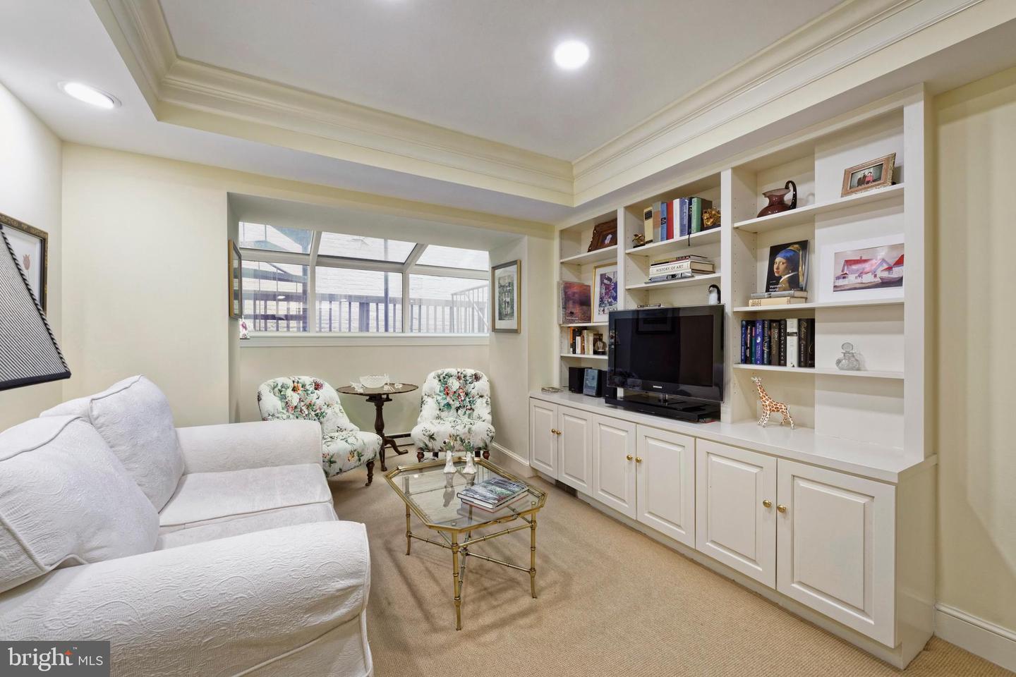 318 PRINCE ST #3, ALEXANDRIA, Virginia 22314, 2 Bedrooms Bedrooms, ,2 BathroomsBathrooms,Residential,For sale,318 PRINCE ST #3,VAAX2052118 MLS # VAAX2052118 318 PRINCE ST #3, ALEXANDRIA, Virginia 22314, 2 Bedrooms Bedrooms, ,2 BathroomsBathrooms,Residential,For sale,318 PRINCE ST #3,VAAX2052118 MLS # VAAX2052118