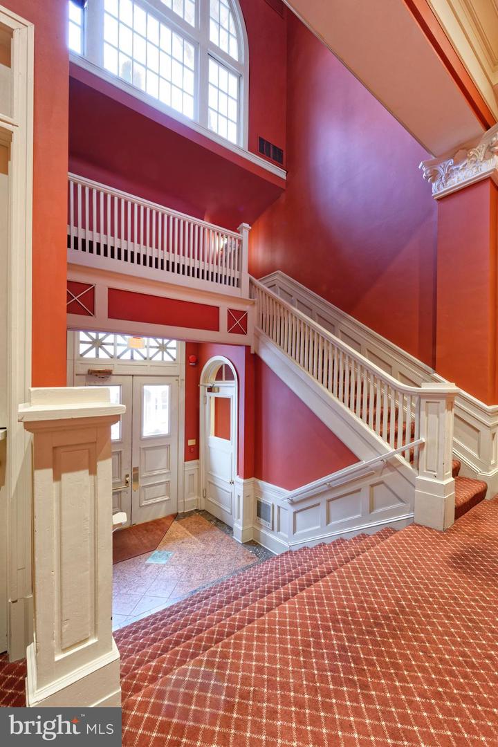 318 PRINCE ST #3, ALEXANDRIA, Virginia 22314, 2 Bedrooms Bedrooms, ,2 BathroomsBathrooms,Residential,For sale,318 PRINCE ST #3,VAAX2052118 MLS # VAAX2052118 318 PRINCE ST #3, ALEXANDRIA, Virginia 22314, 2 Bedrooms Bedrooms, ,2 BathroomsBathrooms,Residential,For sale,318 PRINCE ST #3,VAAX2052118 MLS # VAAX2052118