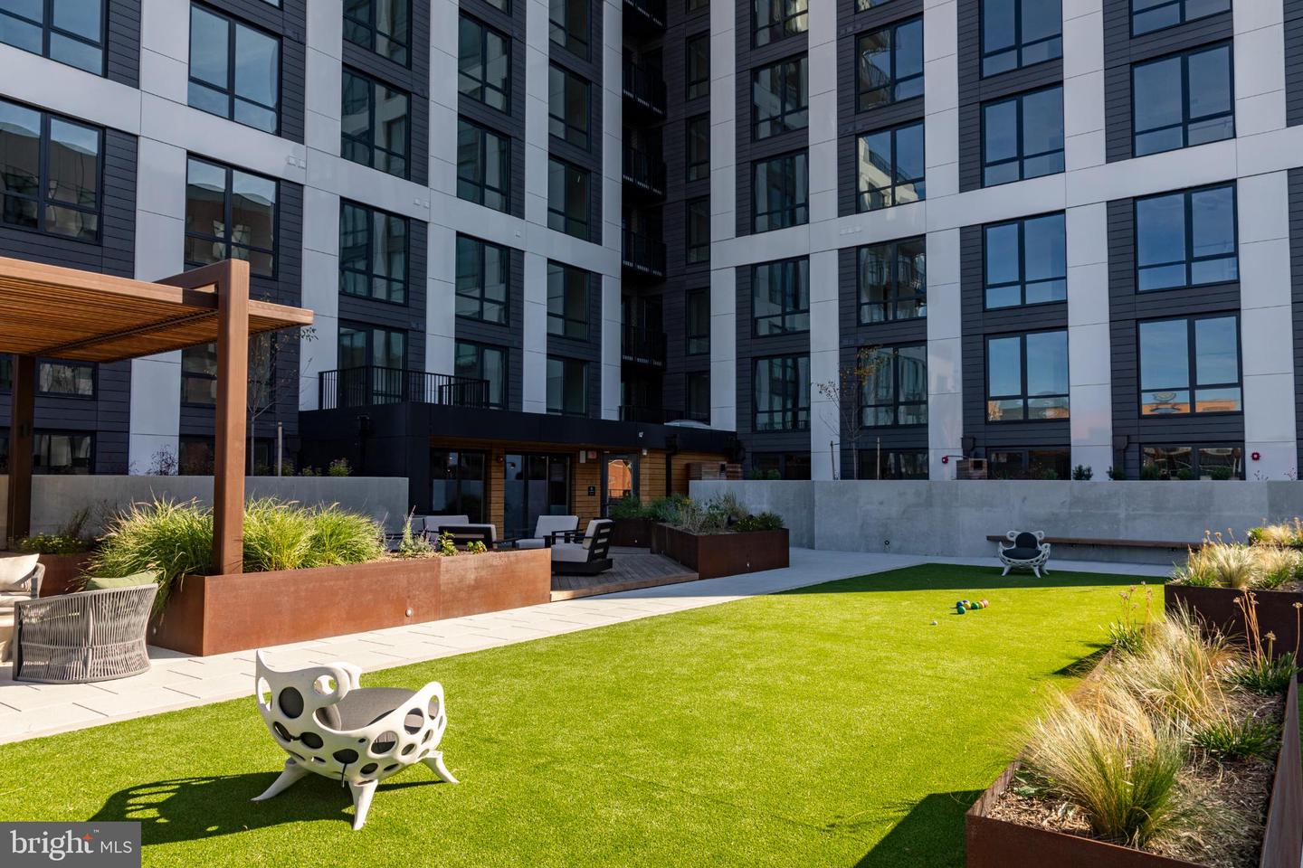 255 W. FALLS STATION BLVD #603, FALLS CHURCH, Virginia 22046, 2 Bedrooms Bedrooms, 4 Rooms Rooms,2 BathroomsBathrooms,Residential,For sale,255 W. FALLS STATION BLVD #603,VAFA2003490 MLS # VAFA2003490