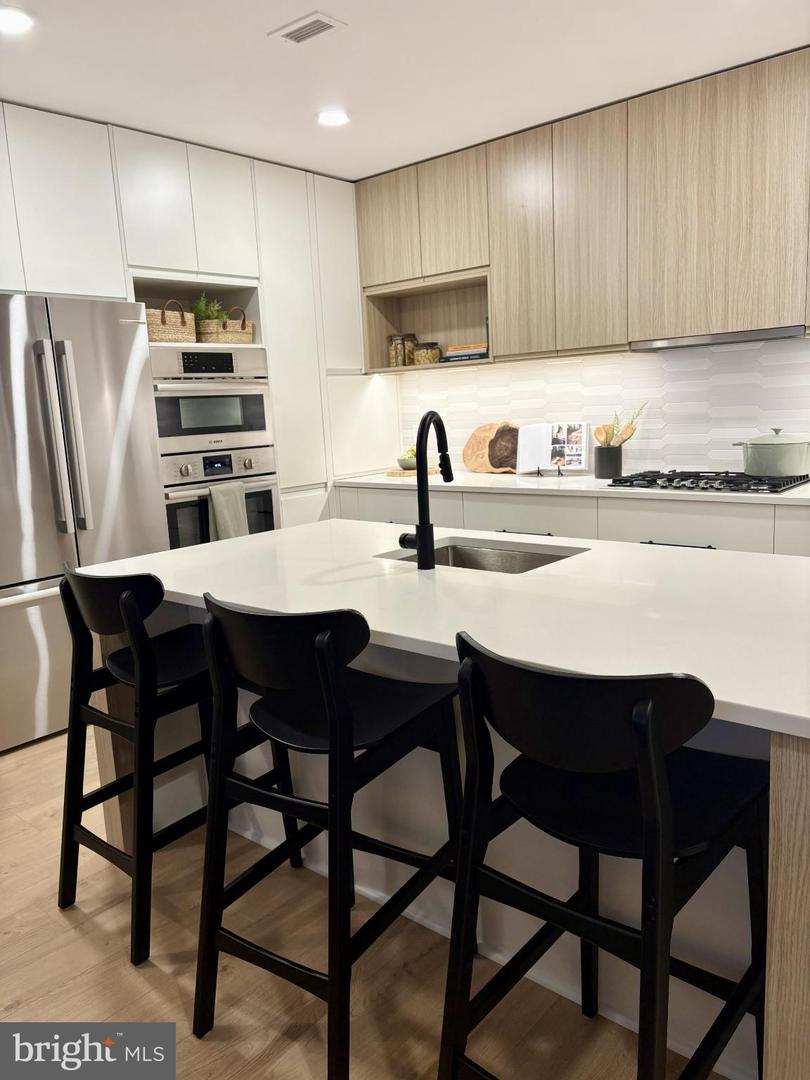 255 W. FALLS STATION BLVD #603, FALLS CHURCH, Virginia 22046, 2 Bedrooms Bedrooms, ,2 BathroomsBathrooms,Residential,For sale,255 W. FALLS STATION BLVD #603,VAFA2003490 MLS # VAFA2003490 255 W. FALLS STATION BLVD #603, FALLS CHURCH, Virginia 22046, 2 Bedrooms Bedrooms, ,2 BathroomsBathrooms,Residential,For sale,255 W. FALLS STATION BLVD #603,VAFA2003490 MLS # VAFA2003490