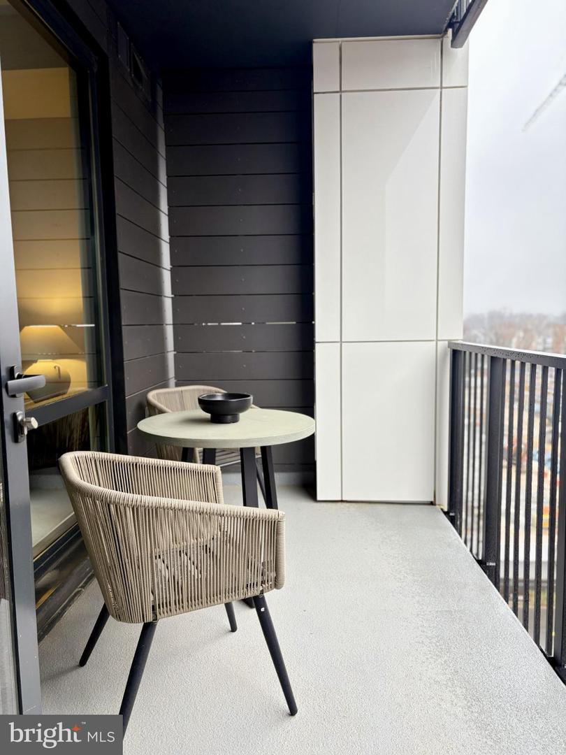 255 W. FALLS STATION BLVD #603, FALLS CHURCH, Virginia 22046, 2 Bedrooms Bedrooms, ,2 BathroomsBathrooms,Residential,For sale,255 W. FALLS STATION BLVD #603,VAFA2003490 MLS # VAFA2003490 255 W. FALLS STATION BLVD #603, FALLS CHURCH, Virginia 22046, 2 Bedrooms Bedrooms, ,2 BathroomsBathrooms,Residential,For sale,255 W. FALLS STATION BLVD #603,VAFA2003490 MLS # VAFA2003490